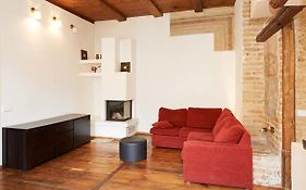 Mykolo Apartments